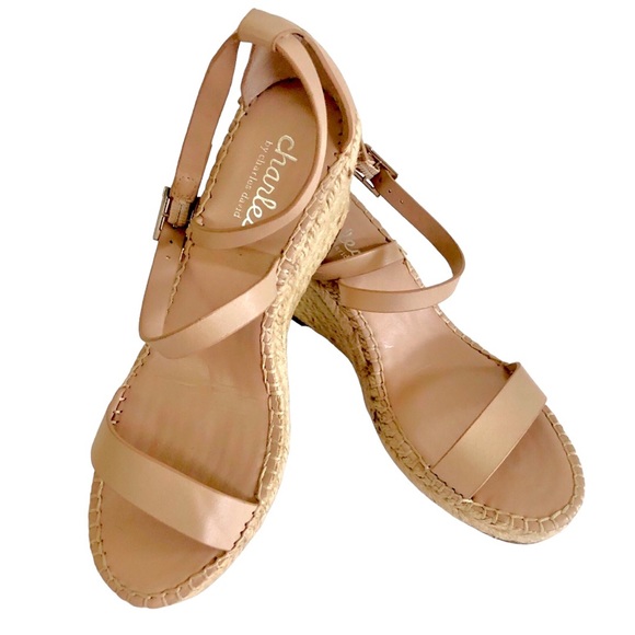 Charlie’s gorgeous beige sandals. Worn once! - Picture 2 of 12